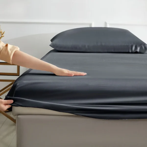 100% Bamboo Fitted Sheet – 35cm Deep Pocket, Hypoallergenic & Ultra-Soft